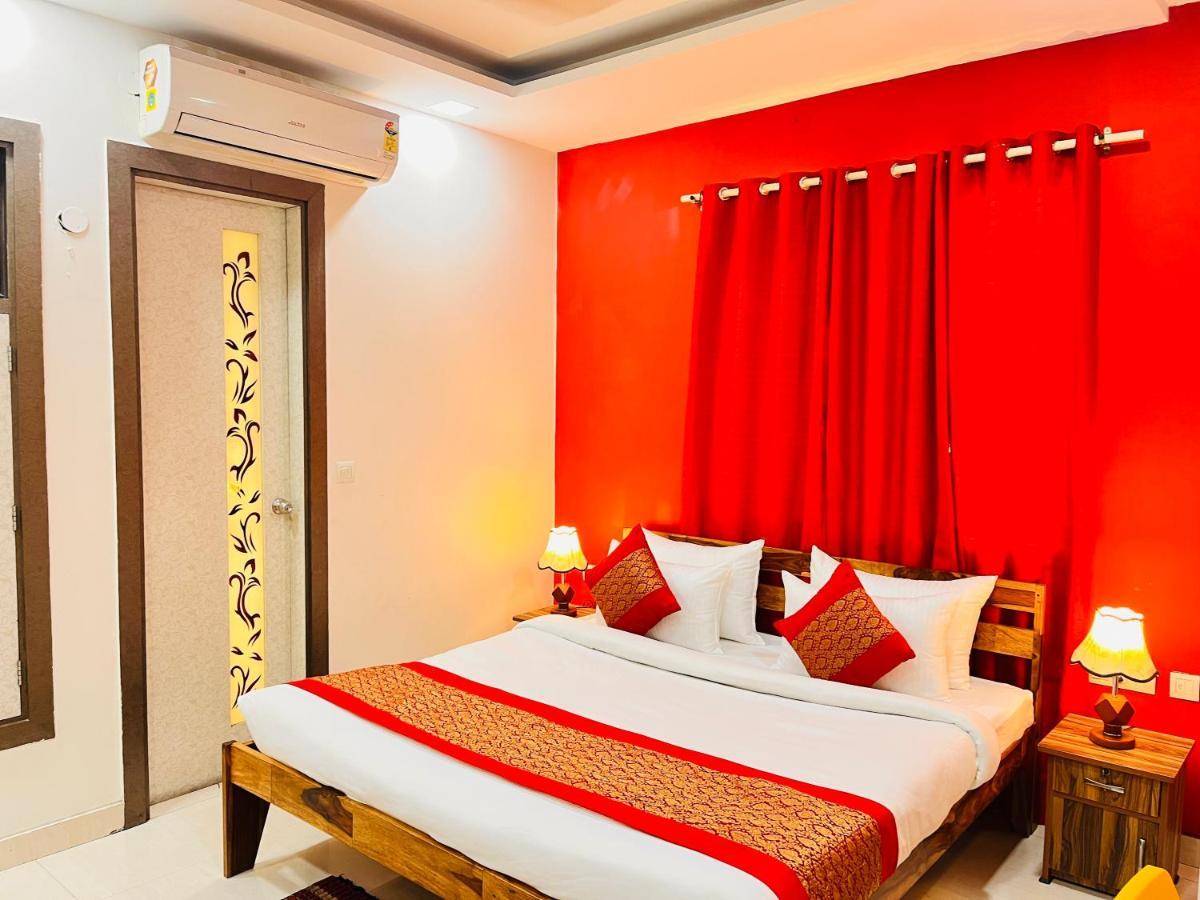 Hotel Park Pride Pitampura New Delhi, Couple Friendly Kültér fotó