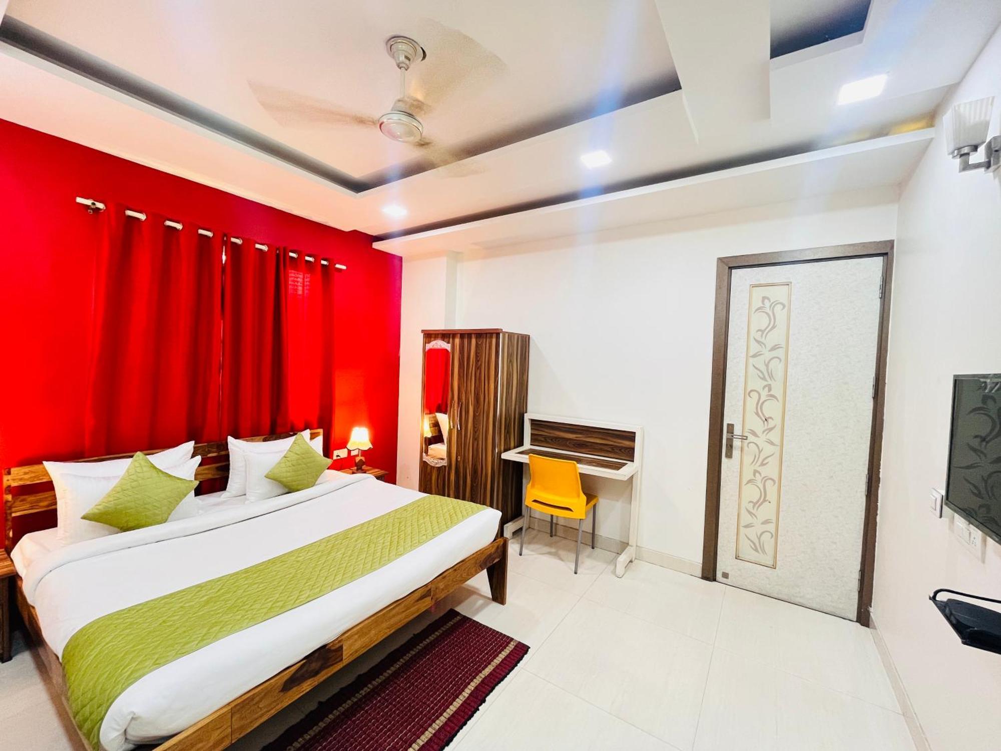 Hotel Park Pride Pitampura New Delhi, Couple Friendly Kültér fotó