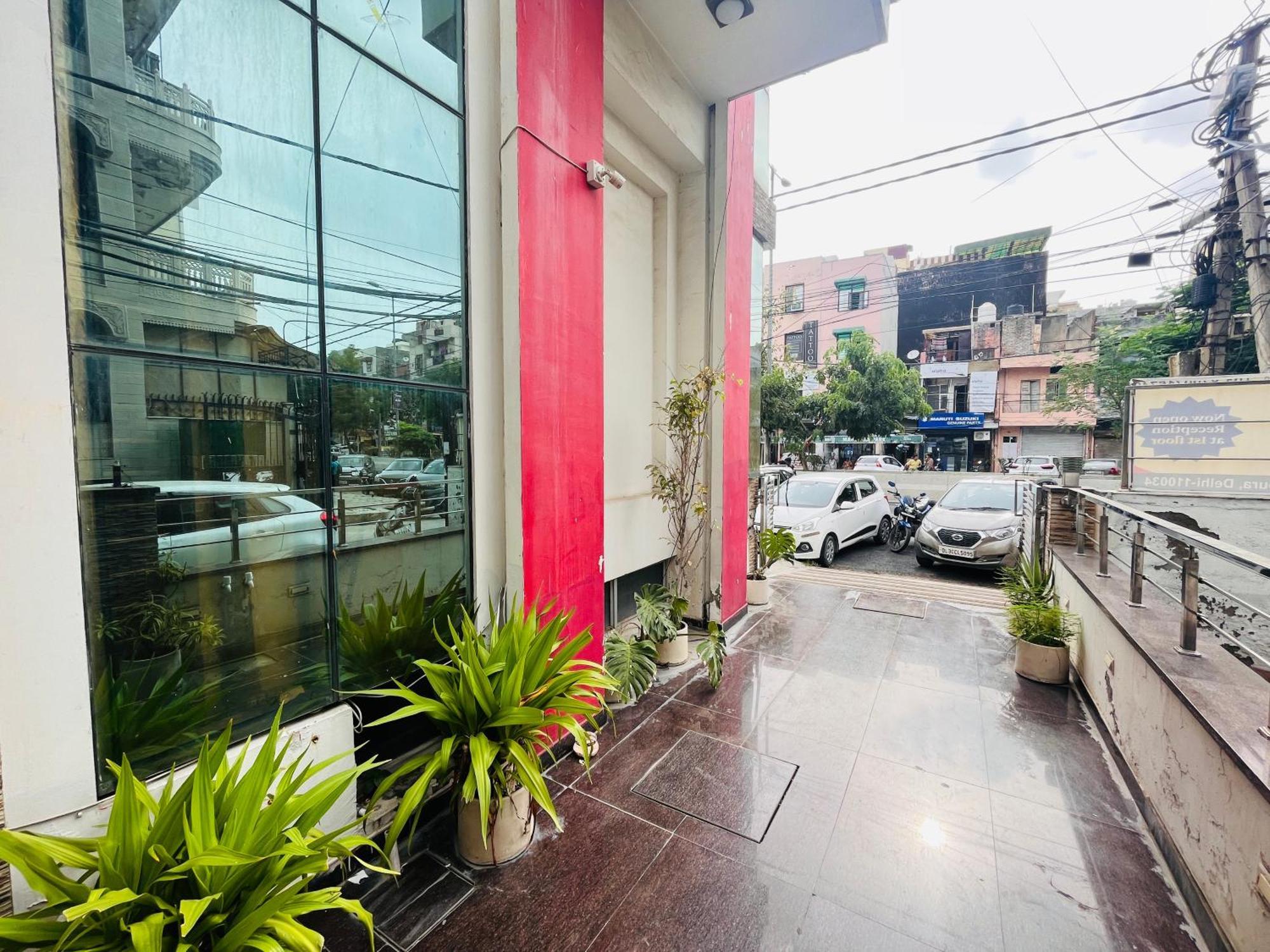 Hotel Park Pride Pitampura New Delhi, Couple Friendly Kültér fotó